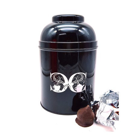 Lata negra con Bombones de higo al praliné y brandy, 16 unidades